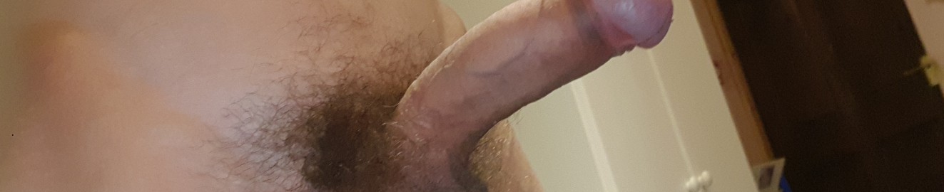 Hornybiteen69