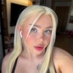 صورة المستخدم الرمزية