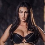 صورة المستخدم الرمزية