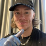 صورة المستخدم الرمزية