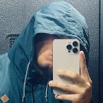 صورة المستخدم الرمزية