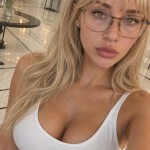صورة المستخدم الرمزية