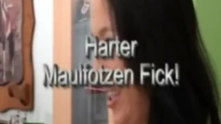 Hart in die Maulfotze gefickt!