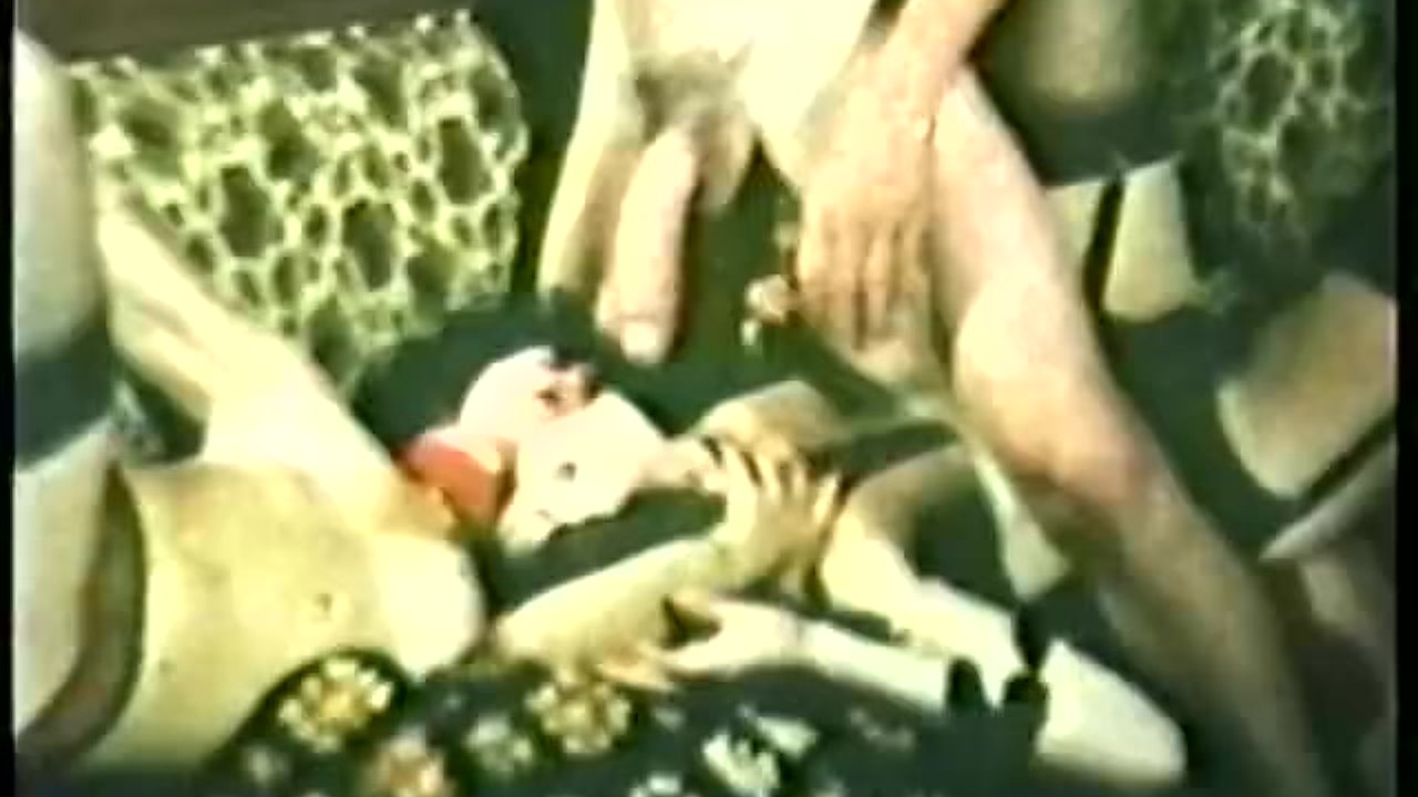 Peepshow Loops 49 1970s - Scene 2