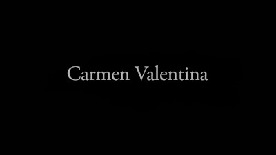 Slut Carmen Valentina plays with her hitachi and makes her pussy cum!