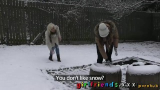 Girlfriends play outside before blonde eats brunettes pussy