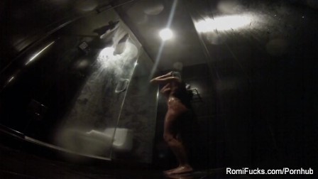 Romi Rain's Hot shower