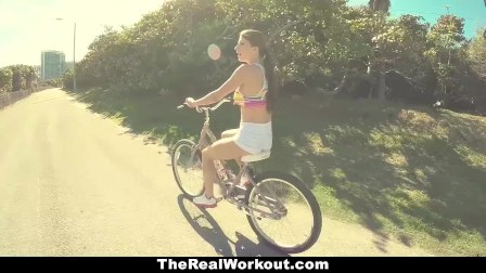 TheRealWorkout - Busty teen Gets Fucked After Workout