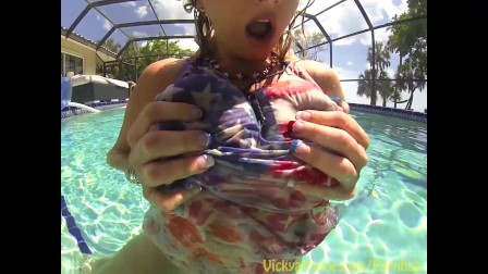 Amazing MILF Vicky Vette Deepthroats and Titfucks A Fat Cock Poolside!