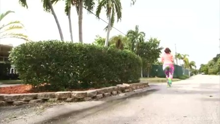 PAWG Virgo Peridot Shows Off Her Huge Ass Jogging