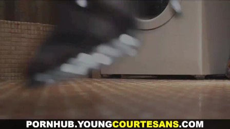 Young Courtesans - Cum on my sexy tattoo!
