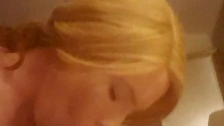 Hot deep throat from peaches