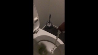 taking a piss in slow motion