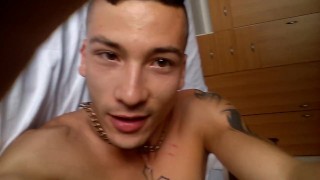 twink super figo boy escort napoletano