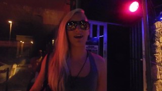 AUX DANSEUSES AVEC MAYA FOX. BELLA FIRE AND RICK HARD