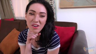 Aria Alexander does handjob