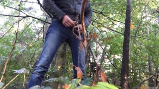 Do you like to watch peeing guys?