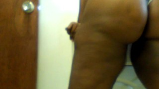 Chocolate Sexy bbw jiggling with shorts