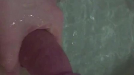 Handjob Underwater / Sexy teen Boy Jerking Off In Bath (Part 2) / Big Dick
