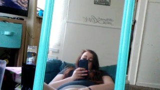 Kittykatgirl playig with her pussy