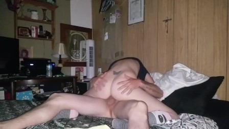 amateur wife gets to ride his dick for a quick fuck before bed