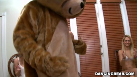 The Muthafucking Dancing Bear in the House! Watch out! (db9376)