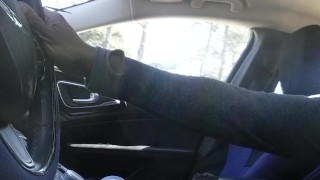 Driving both hands on my dick