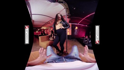 GTA VR Porn Catalina Gets FUCKED in Stripclub POV on VRCosplayX.com