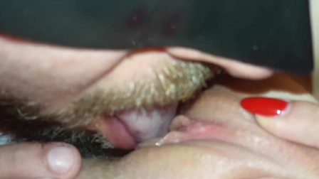 amateur pussy licking orgasm