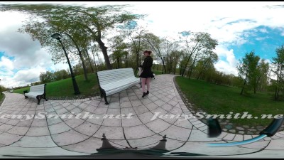 Quick VR 360 flashing in public with Jeny Smith