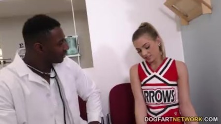 Cheerleader teen Sydney Cole Fucks A ebony Cock In Hospital