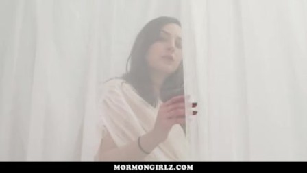 MormonGirlz- Gorgeous at church gloryhole