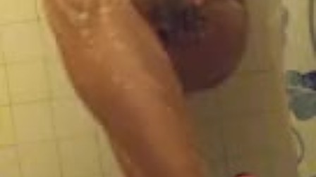 Thick sexy latina takes a nice hot shower ....