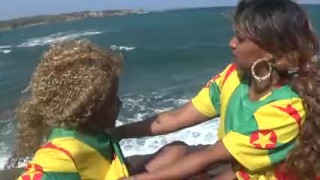 Licking on the beach