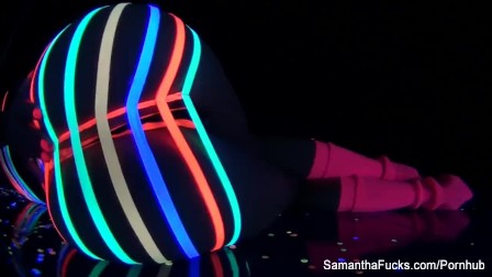 Colorful ebonylight teasing with Samantha Saint