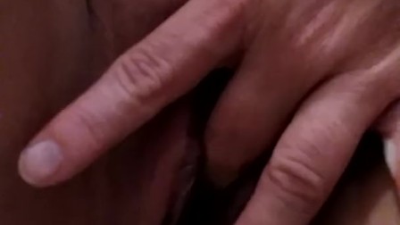 ME FINGERING MY SMALL PUSSY HOLE,THEN I SQUIRT ALL OVER THE CAMERA!!!!