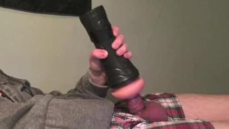 Solo Male Getting off with a Fleshlight!