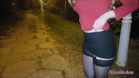 Hot blonde fucked by her Tinder match in PUBLIC park