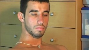 Male masturbator to handsome guy (fabio) serviced in a porn.