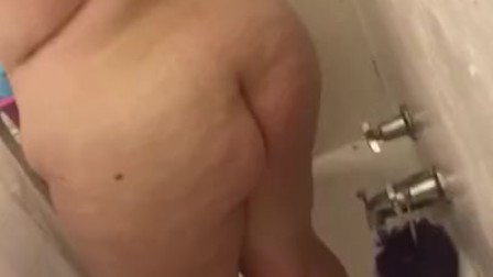 Long hair bbw teen sexy shower teaser