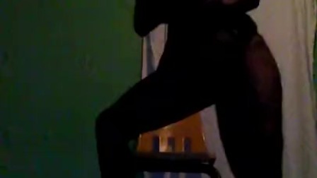 ebony Goddess Dancing To Tanks When We:Her Second Time Hearing It