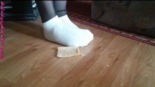 Sneaker Socken und das Toastbrot ** Crush Fun **