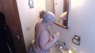 BBW Fresh Head Shave and Shower Voyeur
