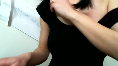 Diary .Masturbate at work :Day 77 : Real orgasm.amateure solo