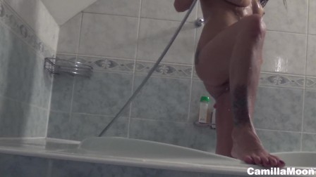Russian pussy masturbate in bathroom