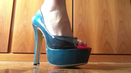Crushing Easter Egg with sexy high heels