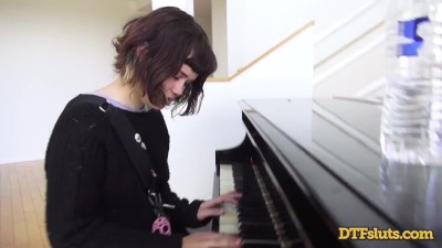 400px x 225px - YHIVI SHOWS OFF PIANO SKILLS FOLLOWED BY ROUGH SEX AND CUM OVER HER FACE -  Adultjoy.Net Free 3gp, mp4 porn & xxx sex videos download for mobile, pc &  tablets
