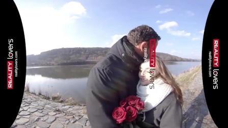 RealityLovers - My bushy Valentine Surprise VR