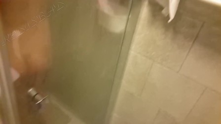 I Film My New German Step Mom Under Shower Ang Get Caught