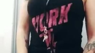 LadyMuffin nel camerino della palestra